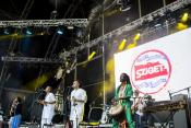 A marokkói zenét játszó, Magyarországon alakult Chalaban együttes koncertje (Sóki Tamás fotója)