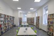 Megújult Kisfaludy Könyvtár első emelet 42